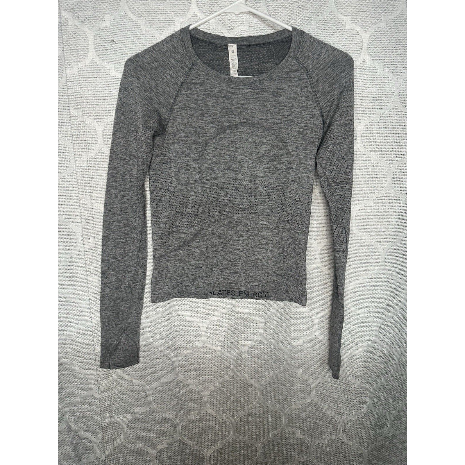 Lululemon Swiftly Tech Long Sleeve 2.0 Race Length Gray Top Size 4